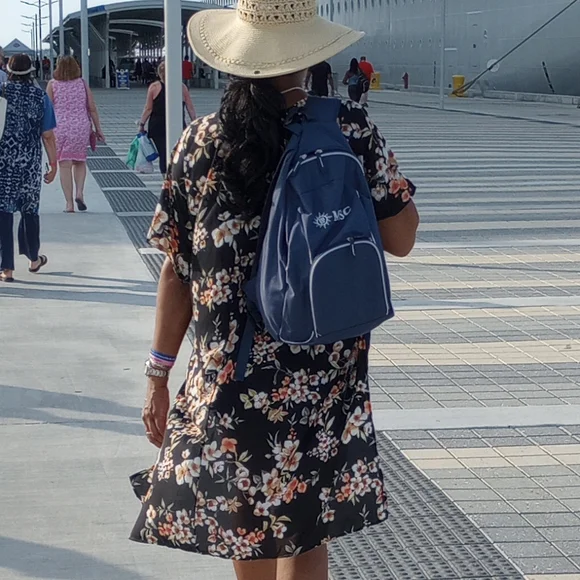 Gee Gee floral kimono; black. L/XL - Picture 3 of 7